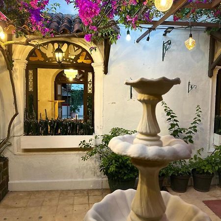 Hostal Plaza Antigua Santa Ana Exterior foto