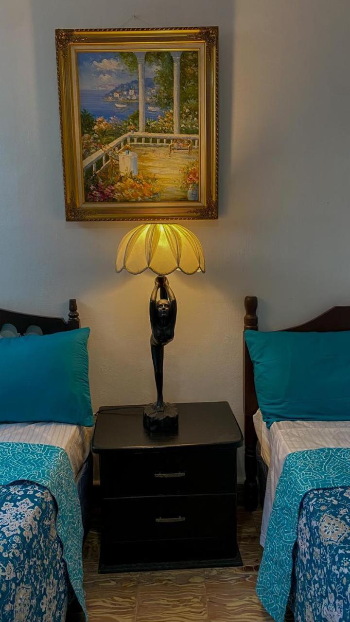Hostal Plaza Antigua Santa Ana Exterior foto